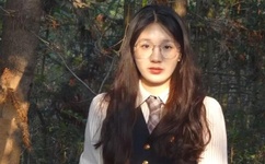 巜疯狂的少妇4做爰